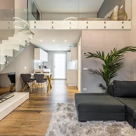 Domo Loft شقة دومودوسولا